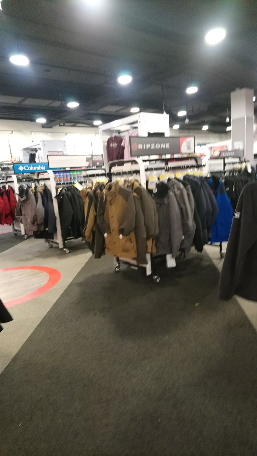 Sport Chek | 1642 Merivale Rd Unit #0580, Nepean, ON K2G 4A1, Canada | Phone: (613) 225-6674