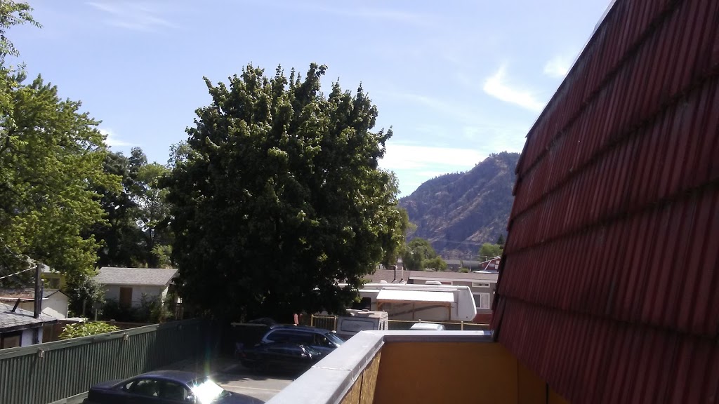 La Villa Motel | 5029 7 Ave, Okanagan Falls, BC V0H 1R0, Canada | Phone: (250) 497-8988