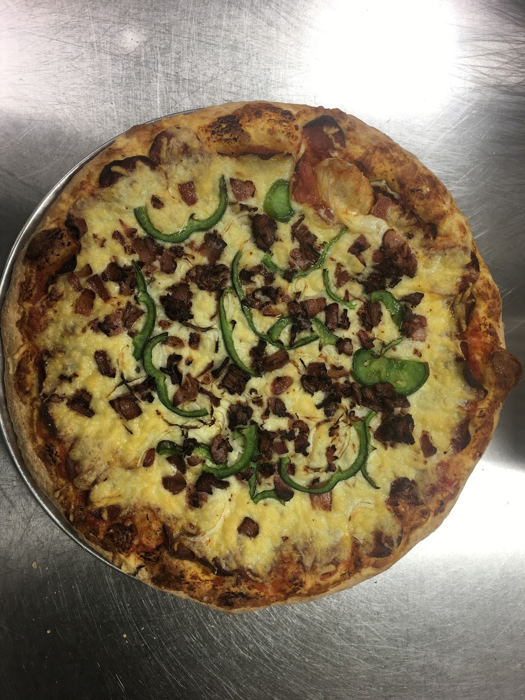 Pizza Jacques Cartier | 1015 Boulevard du Quartier, Brossard, QC J4Z 0M8, Canada | Phone: (450) 550-5555