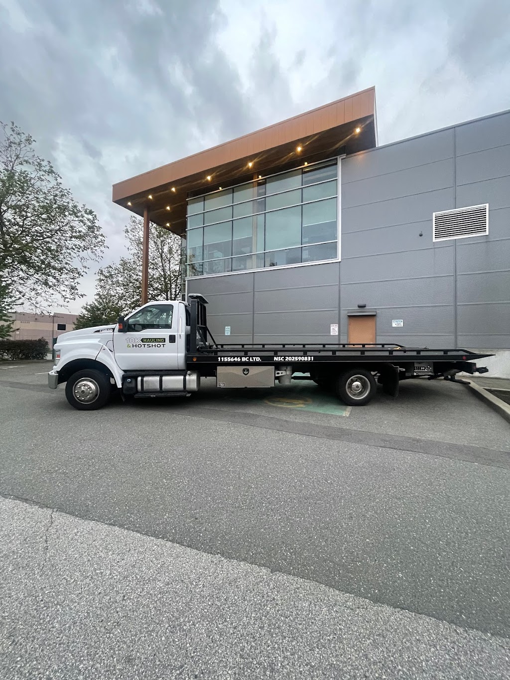 10K Hauling & Hotshot | 3345 Trans-Canada Hwy, Cobble Hill, BC V0R 1L7, Canada | Phone: (250) 686-8461