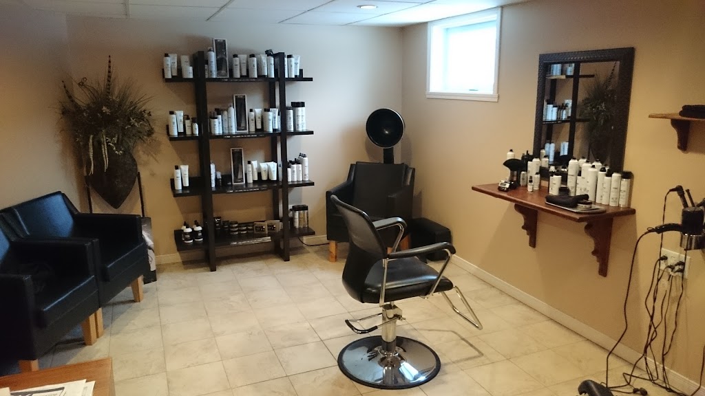 Création En-Tête Coiffure | 764 Rue Principale, La Présentation, QC J0H 1B0, Canada | Phone: (450) 796-5054