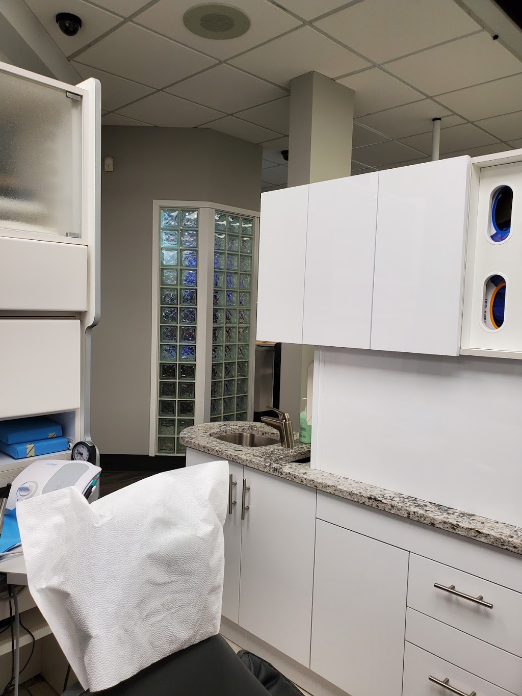 Westmount Dental Centre | 1121 Westmount Shopping Center, Edmonton, AB T5M 3L7, Canada | Phone: (780) 454-1269