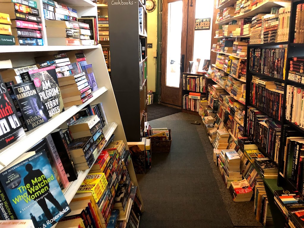 Pickwick Books | 325 Dundas St E, Waterdown, ON L0R 2H0, Canada | Phone: (905) 690-0632
