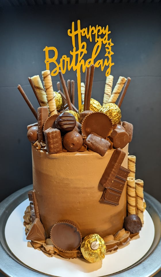 Moments Bakery | 146 Shoreline Crescent, Napanee, ON K7R 3W2, Canada | Phone: (613) 540-1054