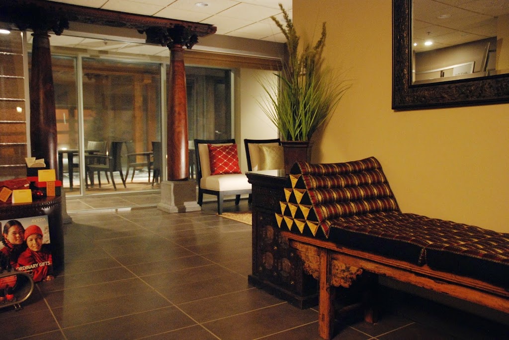 Silver Creek Lodge | 1818 Mountain Ave, Canmore, AB T1W 3M3, Canada | Phone: (403) 678-4242