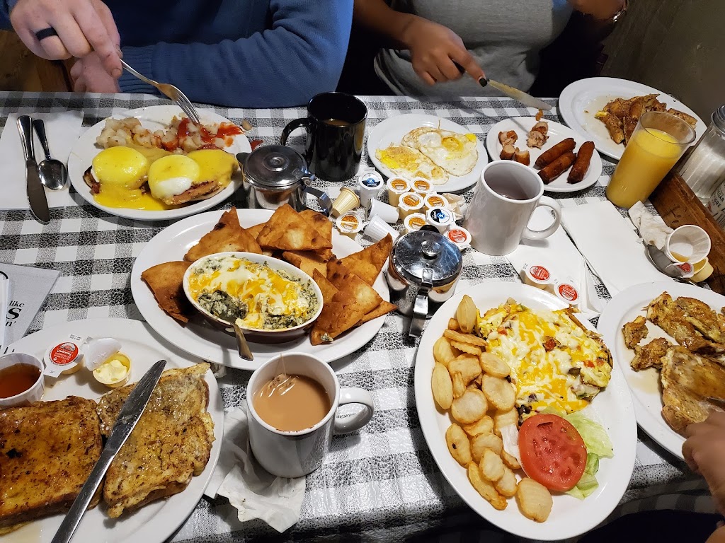 Kettles Back Home Cookin | 317239 Hwy 6&10, Owen Sound, ON N4K 5N6, Canada | Phone: (519) 794-0330