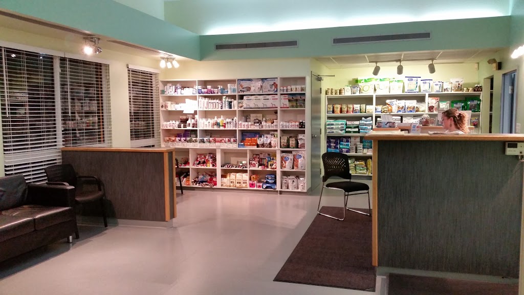Elmwood Veterinary Hospital / Hôpital Vétérinaire Elmwood | 130 Ruelle MacAleese Ln, Moncton, NB E1A 3L9, Canada | Phone: (506) 858-9900