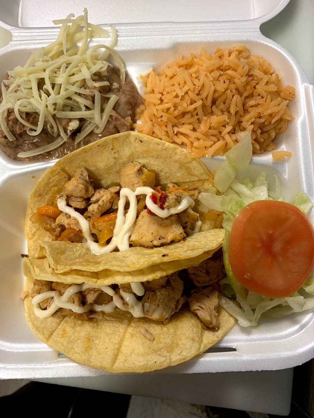 El Nopal | 3590 Lobsinger Line, St. Clements, ON N0B 2M0, Canada | Phone: (519) 699-0005