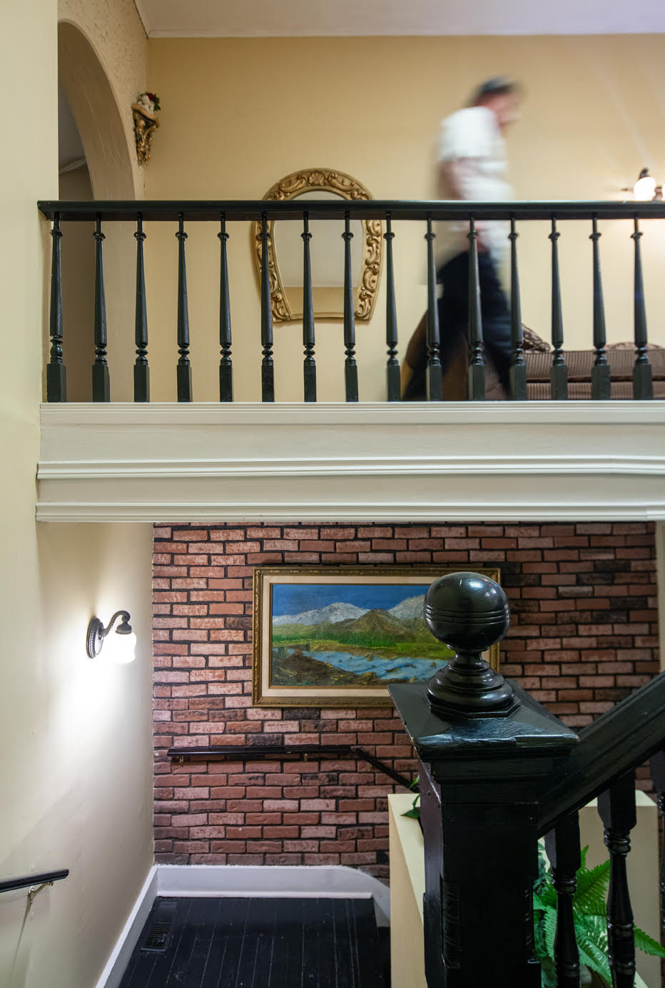 Pacific Hotel Wiarton | 624 Berford St, Wiarton, ON N0H 2T0, Canada | Phone: (519) 534-1370