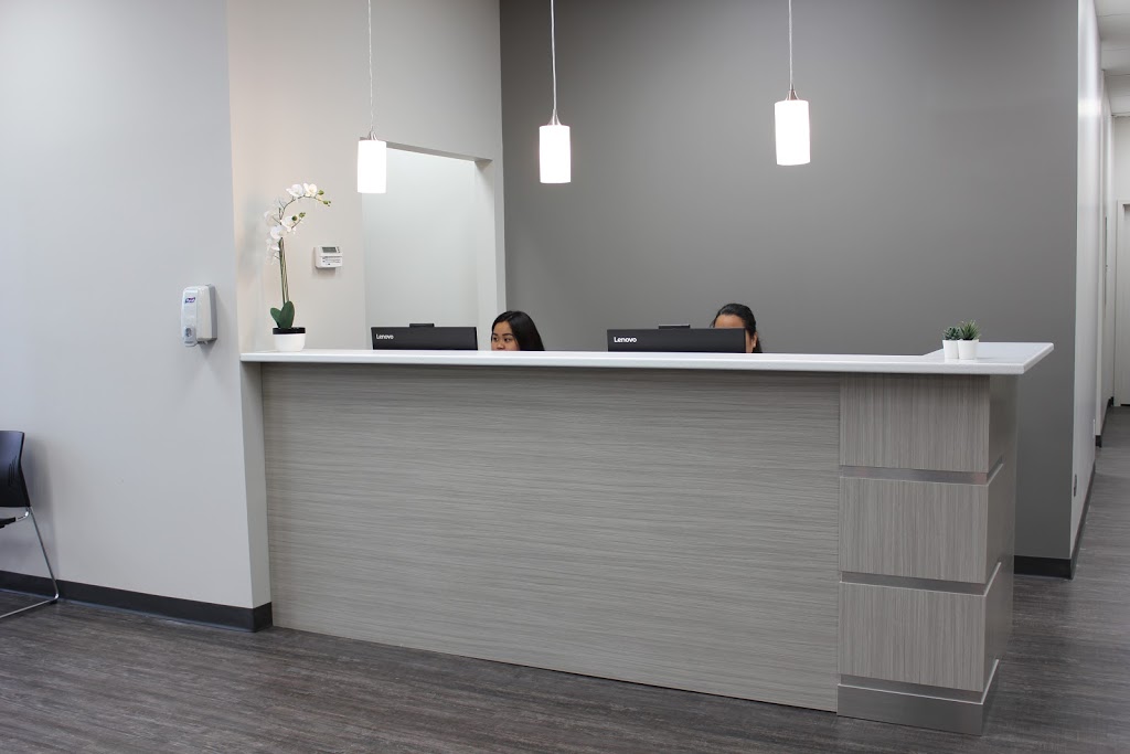 Intrepid Medical Centre & Walk-in Clinic | 379 Bond St W Unit 500, Oshawa, ON L1J 8R7, Canada | Phone: (905) 240-4678