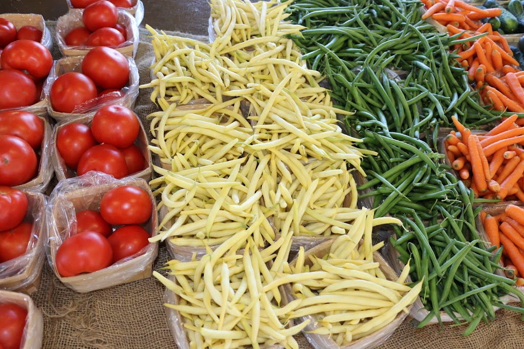 Marché Public de Farnham | 313 Rue de lHotel-de-Ville, Farnham, QC J2N 2H1, Canada | Phone: (450) 293-3326
