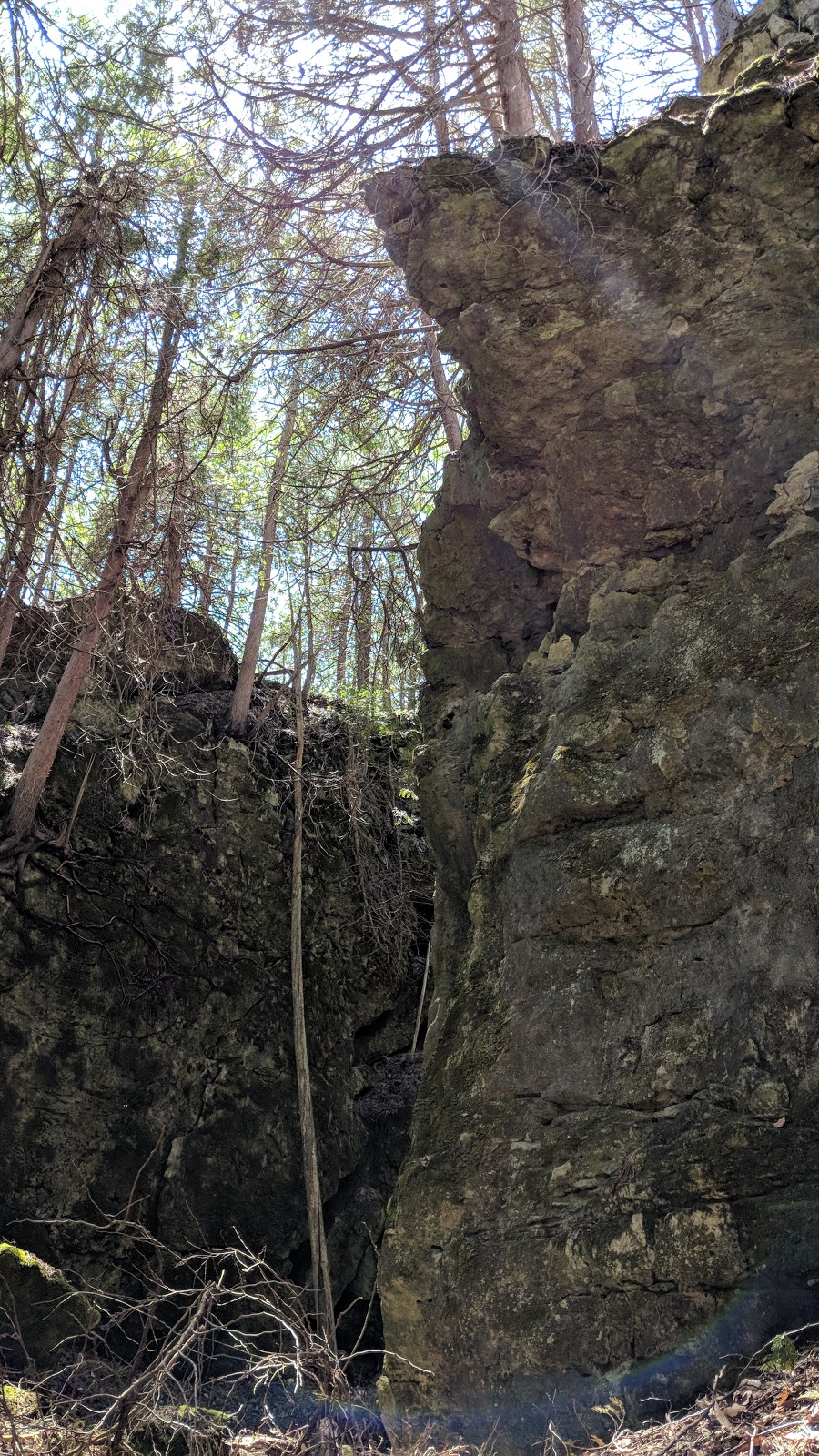 Split Rock Narrows | 755311-755619 2nd Line EHS, Shelburne, ON L0N 1S8, Canada