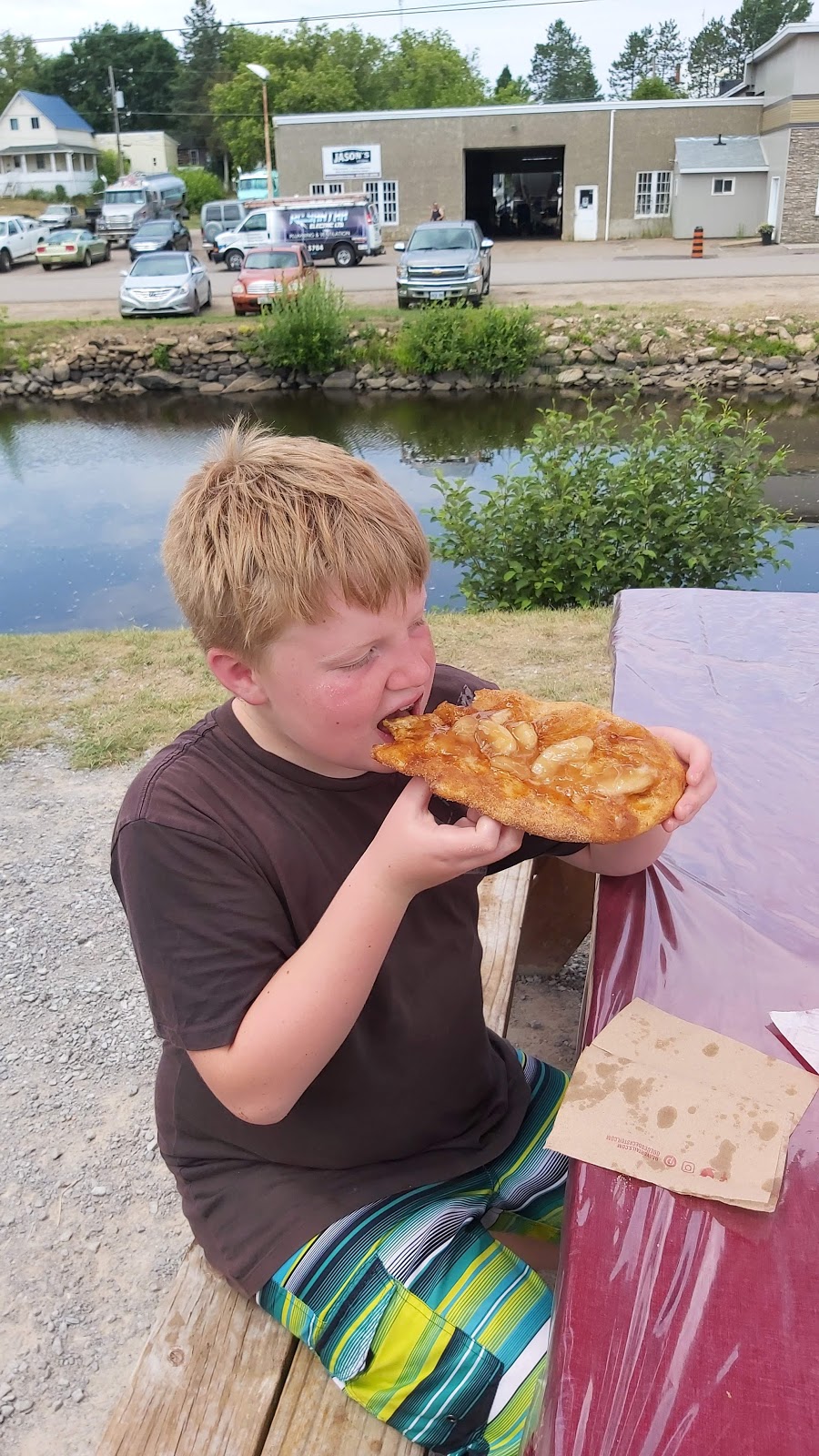 Creekside Grill | 170 Queen St, Killaloe, ON K0J 2A0, Canada | Phone: (416) 770-6651