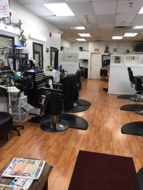 Klassic Kuts | 3427 Derry Rd E, Mississauga, ON L4T 4H7, Canada | Phone: (905) 364-5589