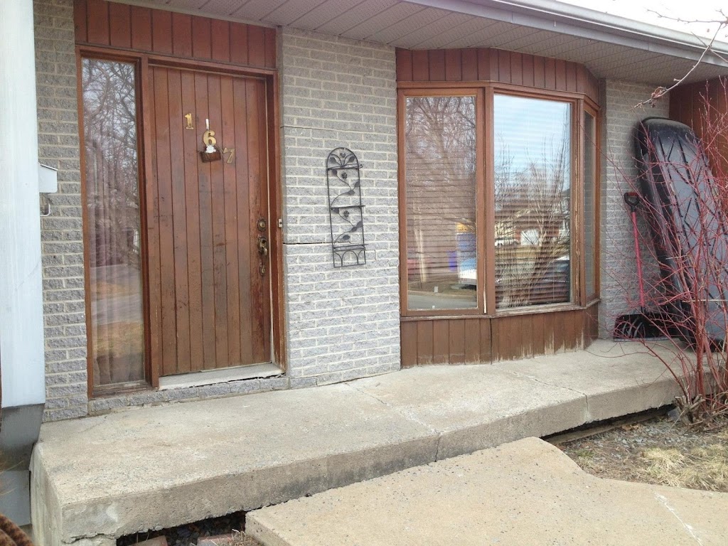 Audy Construction portes et fenêtres | 100 Chem. Ozias-Leduc, Mont-Saint-Hilaire, QC J3H 4A4, Canada | Phone: (450) 813-4227