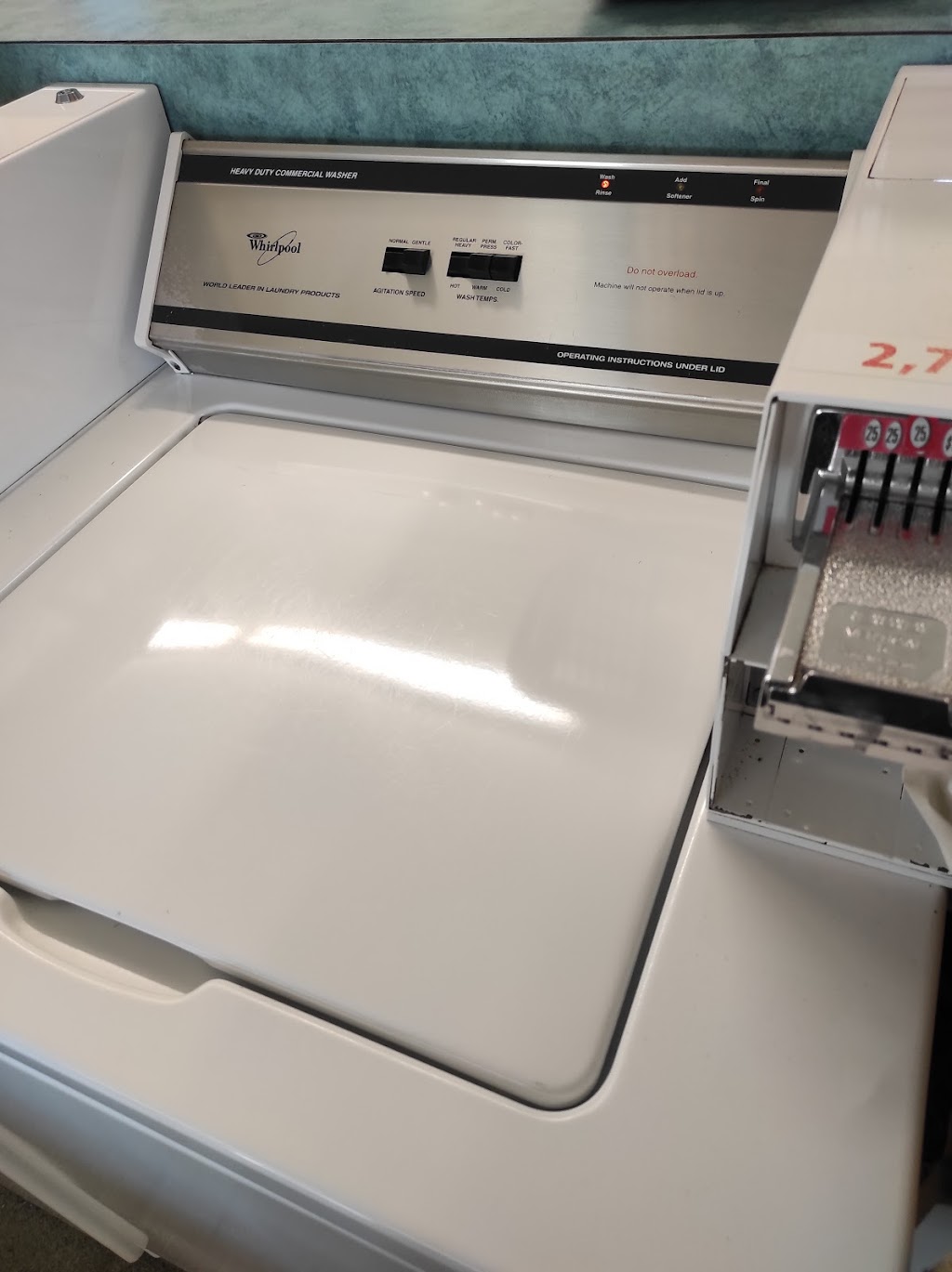 Buanderie Multi Services | 535 Rue St Georges, Saint-Jérôme, QC J7Z 5B7, Canada | Phone: (450) 569-8091