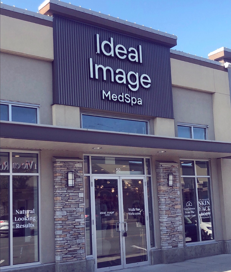 Ideal Image South Surrey | Corners #VH4, 16041 24 Ave Unit 50, Surrey, BC V3Z 9H7, Canada | Phone: (778) 654-8829