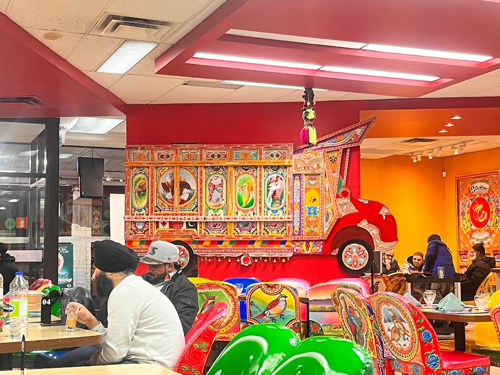 KhanJee Restaurant | 4860 Bd des Sources, Dollard-des-Ormeaux, QC H8Y 3C7, Canada | Phone: (514) 683-0844