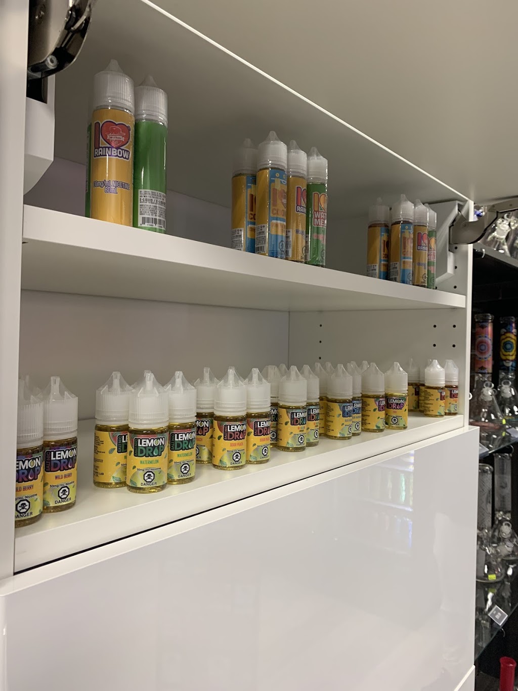 Barrie Vape Store | 307 Cundles Rd E Unit 1, Barrie, ON L4M 0G9, Canada | Phone: (705) 721-8181