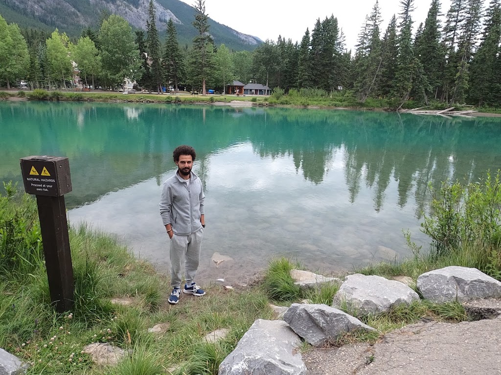 Banff Log Cabin Guesthouse | 222 Glen Cres, Banff, AB T1L 1A6, Canada | Phone: (403) 762-3516
