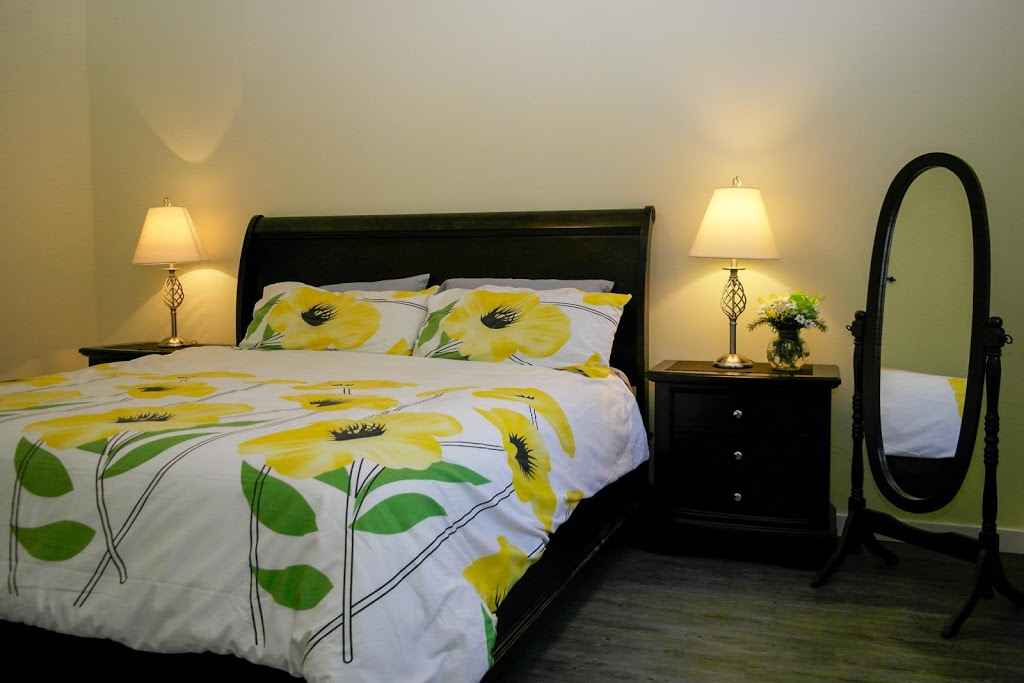 Curious Crow Bed and Breakfast | 230 Woodland Dr, Salt Spring Island, BC V8K 1K2, Canada | Phone: (844) 288-2769