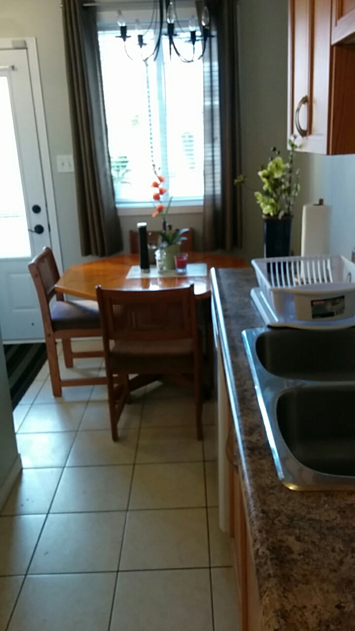Wellington Roommate Appartments | 231 Wellington St N, Hamilton, ON L8L 2X2, Canada | Phone: (289) 801-1404
