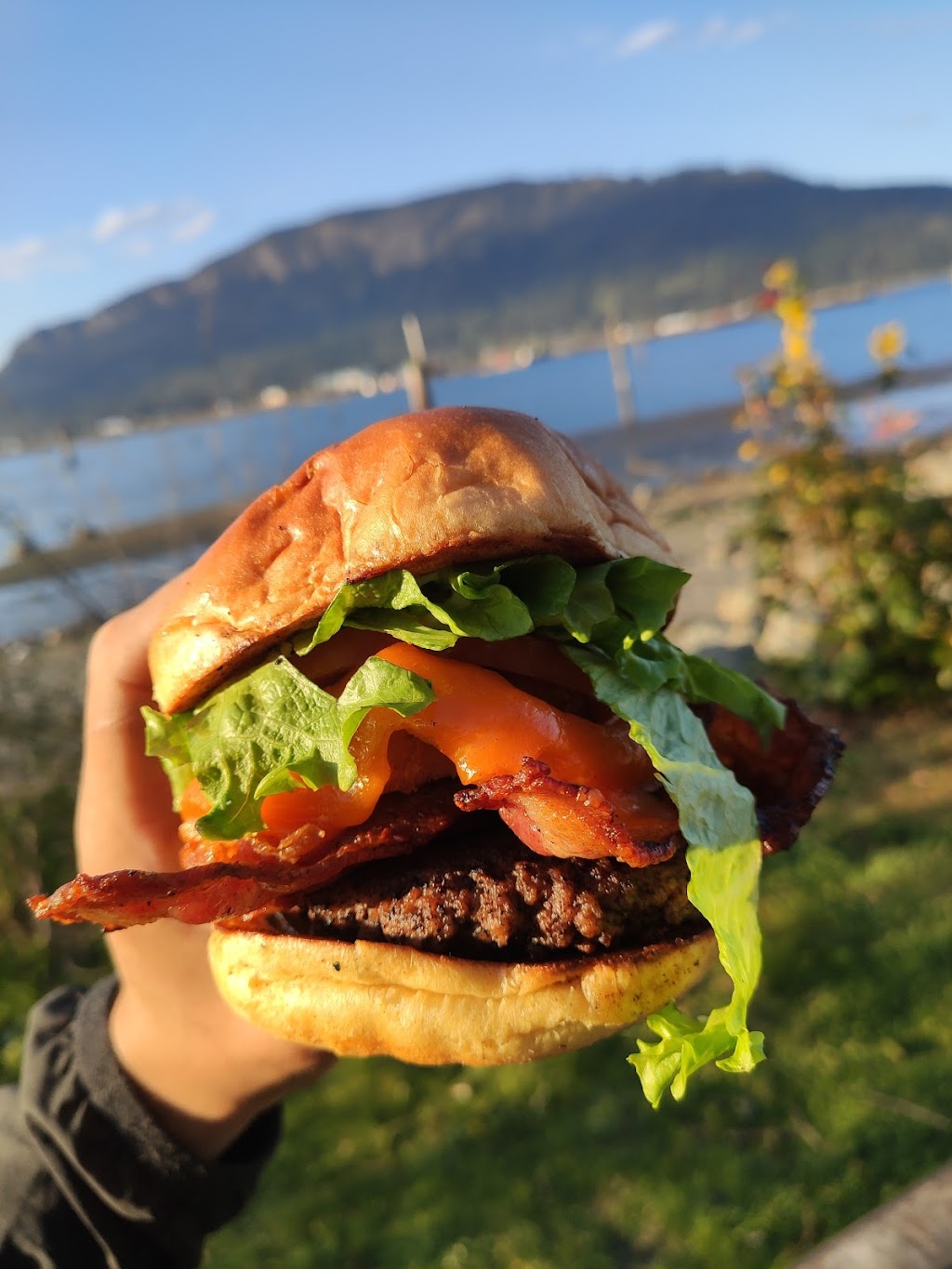 Fresh Kennys Casual Eats | 111 Jubilee St, Duncan, BC V9L 1W6, Canada | Phone: (778) 422-3000