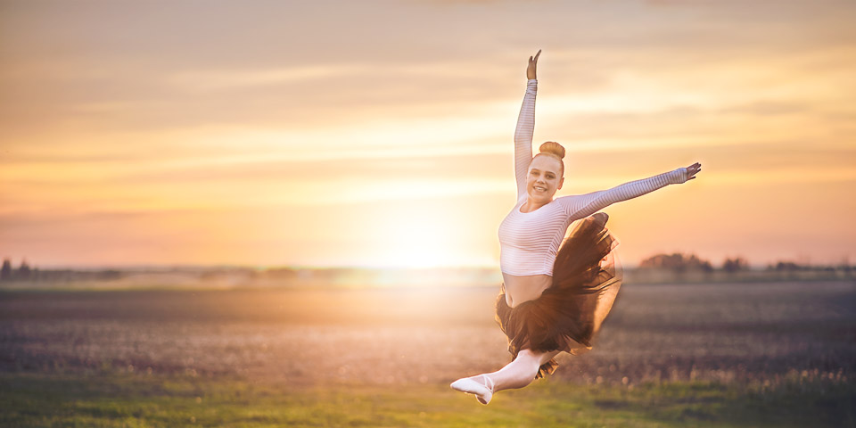 Sanfords Photo Wiz & Venitas Indulgence | 6 Bridgeport Blvd, Leduc, AB T9E 8G8, Canada | Phone: (780) 257-7016