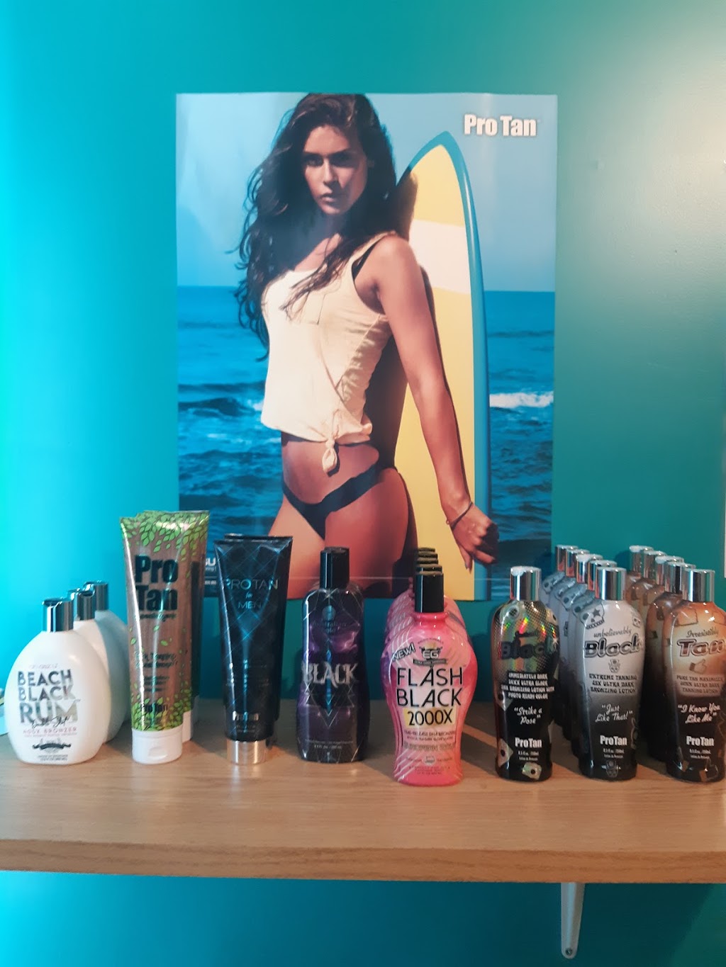 Bronzage Stratford 18+ | 175 Av. Centrale N, Stratford, QC G0Y 1P0, Canada | Phone: (418) 443-2636