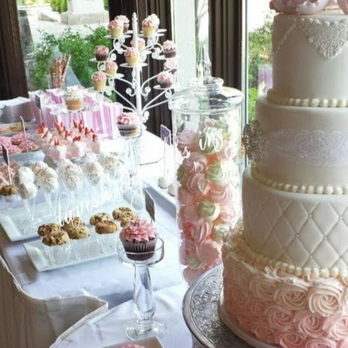 Lavish Cupcakes | 8611 Weston Rd #34, Woodbridge, ON L4L 9P1, Canada | Phone: (905) 264-6443