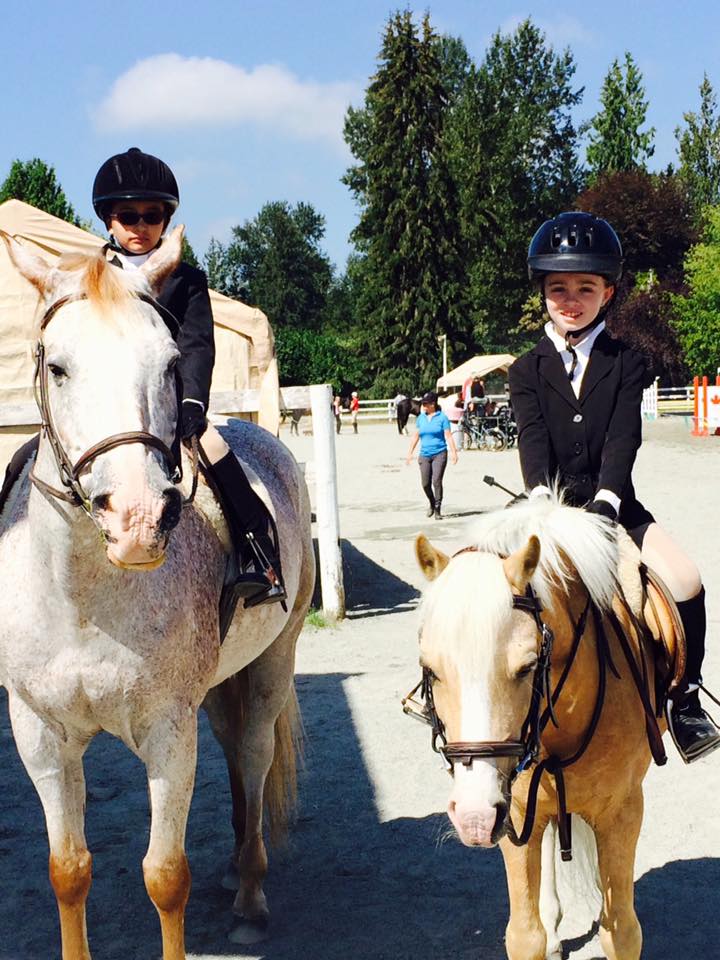 Pinecrest Stables | 7025 Macdonald St, Vancouver, BC V6N 1G2, Canada | Phone: (604) 220-2170