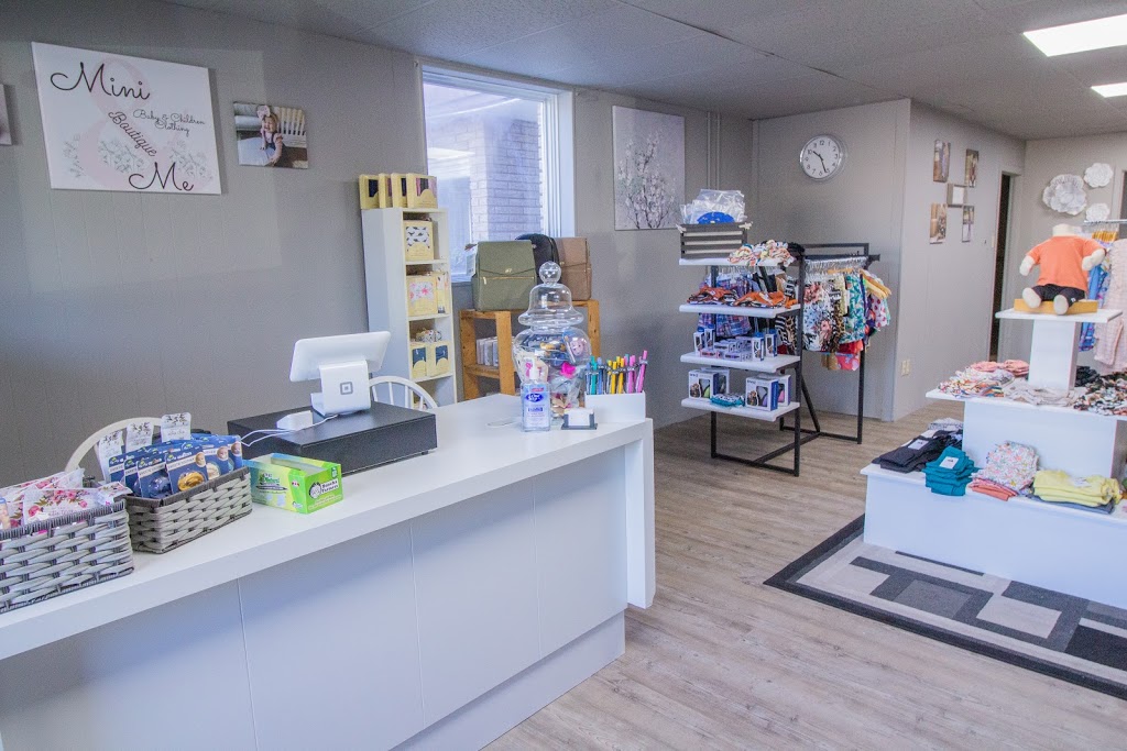 Mini & Me | 378 Garafraxa St S, Durham, ON N0G 1R0, Canada | Phone: (519) 477-2545