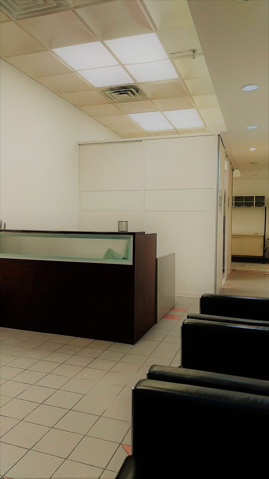 Hear Maxx Hearing Centre | Westdale Mall, 1151 Dundas St W #17, Mississauga, ON L5C 1C6, Canada | Phone: (905) 232-7860