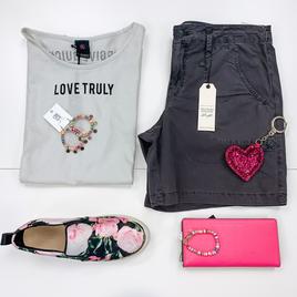 Chic Thrills | 6316 Main St, Whitchurch-Stouffville, ON L4A 1G8, Canada | Phone: (905) 642-3339