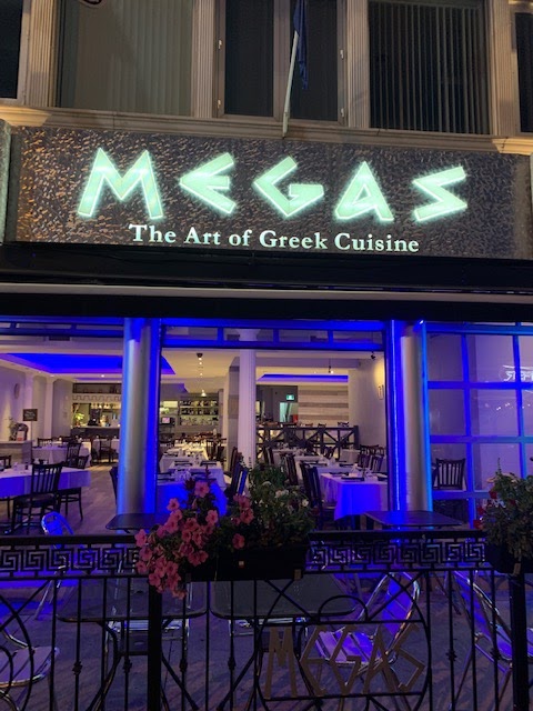 Megas Restaurant | 402 Danforth Ave, Toronto, ON M4K 1P3, Canada | Phone: (416) 466-7771