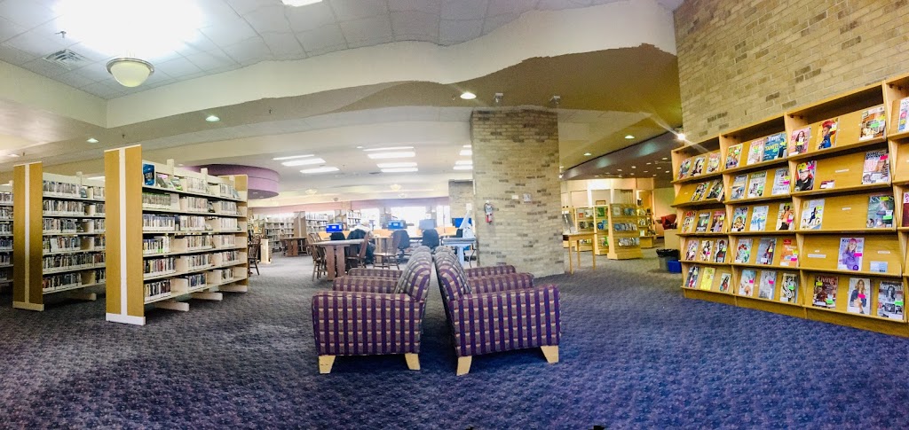 Maple Library | 10190 Keele St, Maple, ON L6A 1G3, Canada | Phone: (905) 653-7323