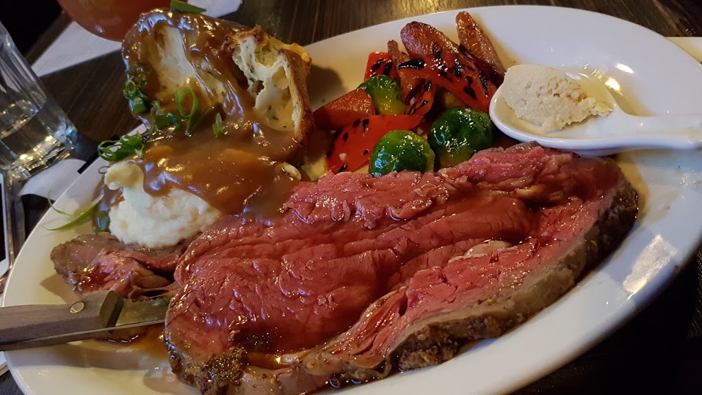 12 Kings Pub | 395 Kingsway, Vancouver, BC V5T 3J7, Canada | Phone: (604) 558-1208