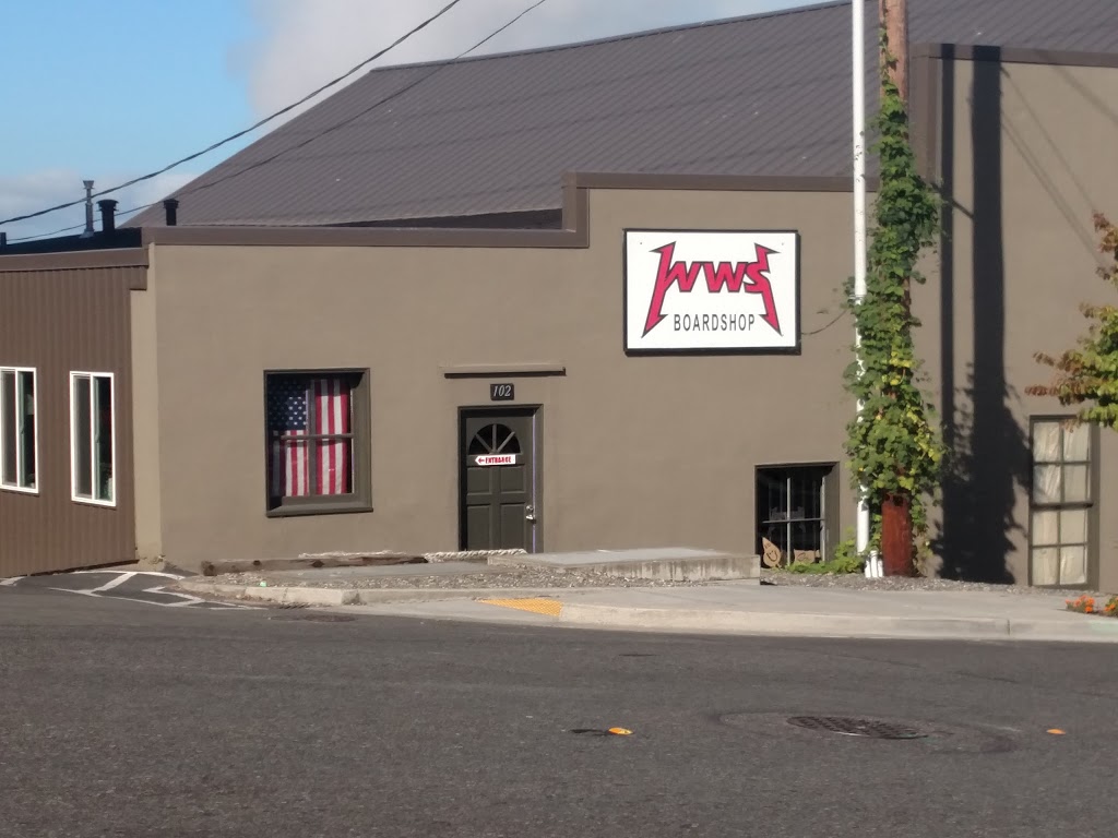 WWS Boardshop | 104 E Maple St #102, Bellingham, WA 98225, USA | Phone: (360) 676-1146
