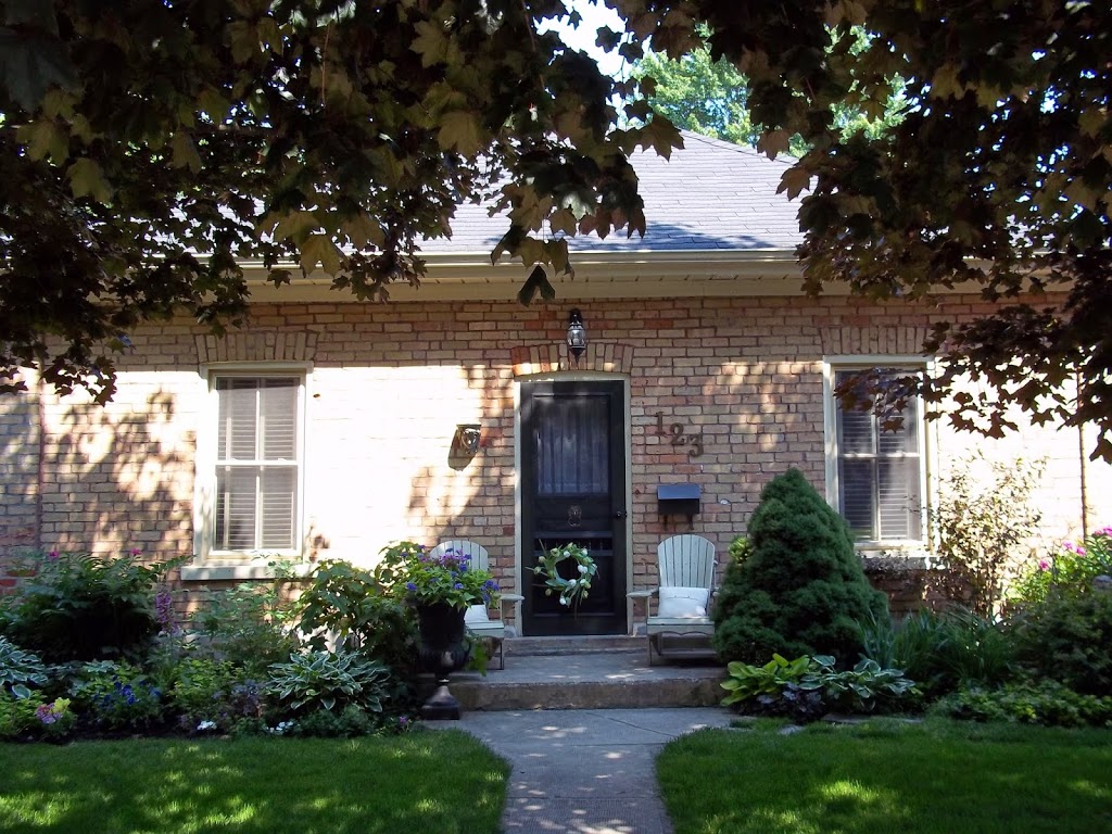 Walsh Designs | 457 Huron St, Stratford, ON N5A 5T8, Canada | Phone: (226) 880-0656
