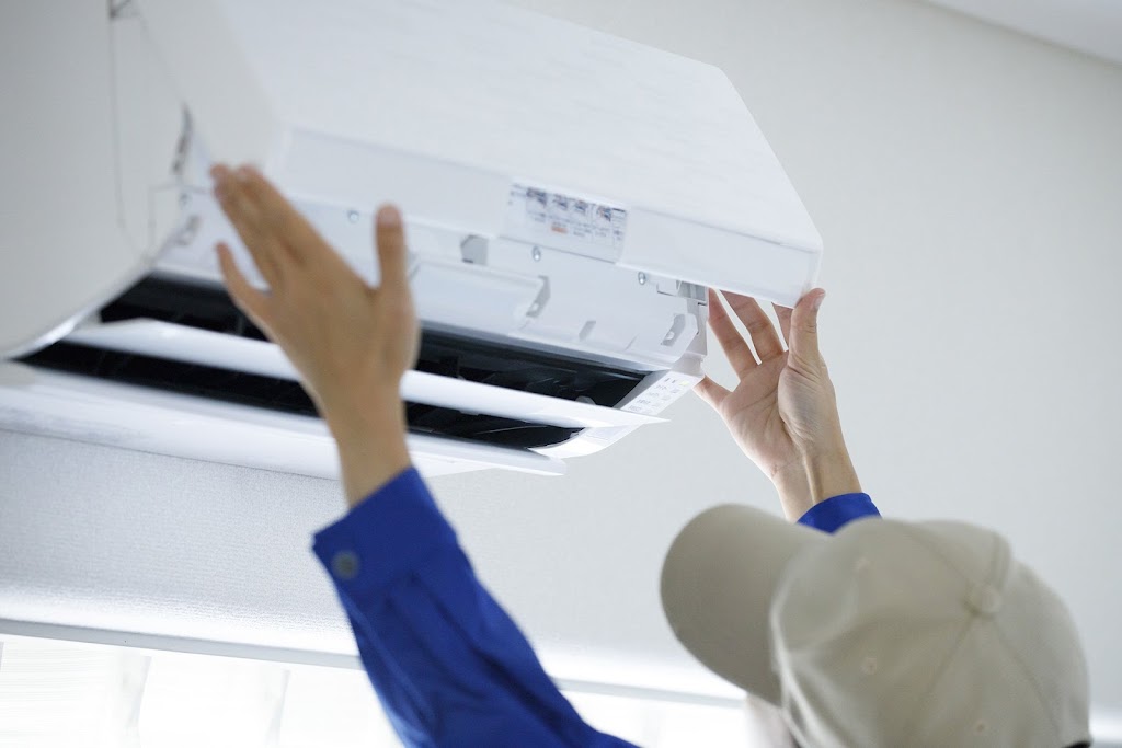 Express Electrician Red Deer | 52 Oak Dr D, Red Deer, AB T4P 0B8, Canada | Phone: (587) 417-6693