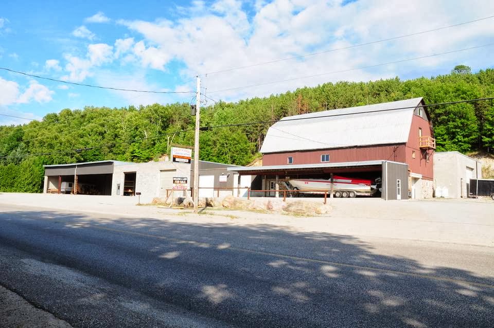 LA Boatworks - Div of BubbaVentures Inc. | 69 Lafontaine Rd E, Tiny, ON L9M 0S1, Canada | Phone: (705) 533-2717