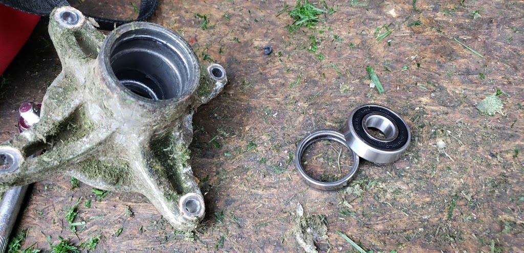 Cottage Country Small Engine Repair | 3297 Bramshott Ave, Severn, ON L3V 0V9, Canada | Phone: (705) 955-2918