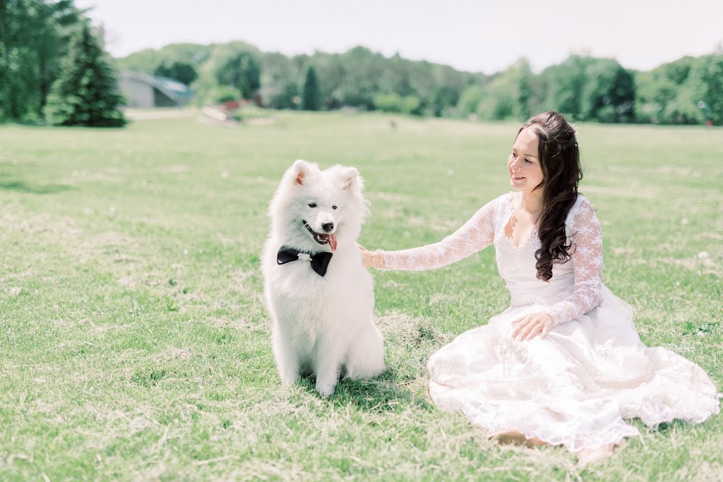 Magna Arnott Photography - Collingwood Wedding Photographer | 6 Woods Dr, Elmvale, ON L0L 1P0, Canada | Phone: (705) 627-3662