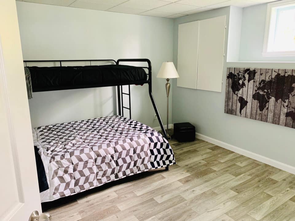 LEscapade du Lac | 148 Rue du Moulin, Lac-Etchemin, QC G0R 1S0, Canada | Phone: (418) 625-9800
