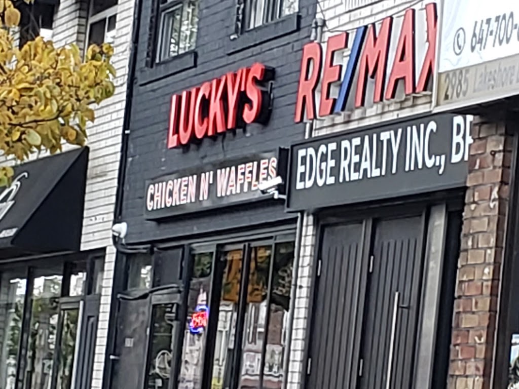 Luckys Chicken n Waffles | 2977 Lake Shore Blvd W, Etobicoke, ON M8V 1J8, Canada | Phone: (416) 252-9779