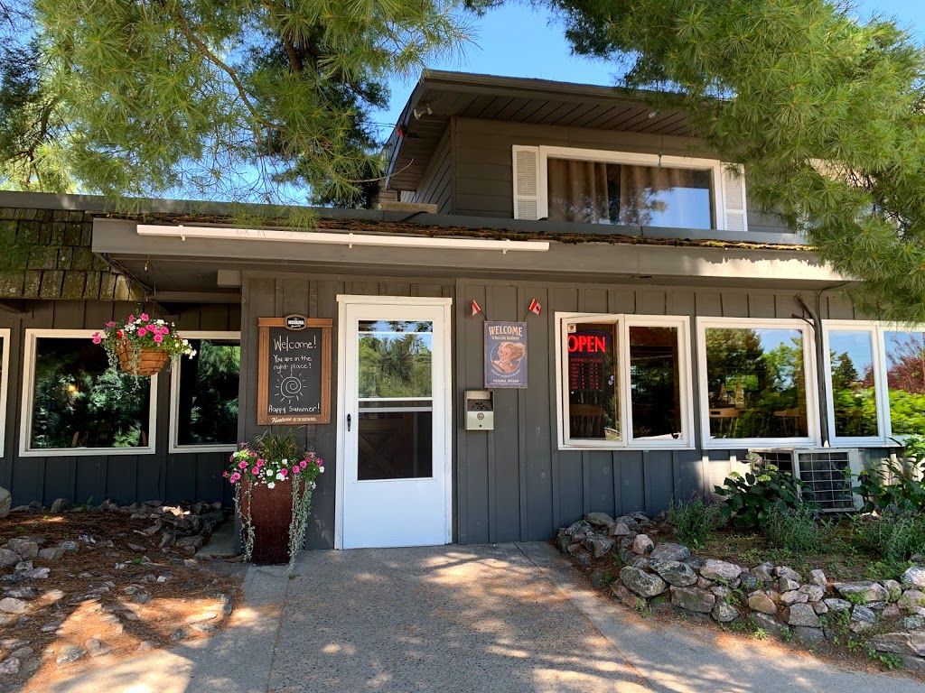 Bass Lake RoadHouse | 4700 Muskoka District Road 169, Foots Bay, ON P0C 1H0, Canada | Phone: (705) 375-5440