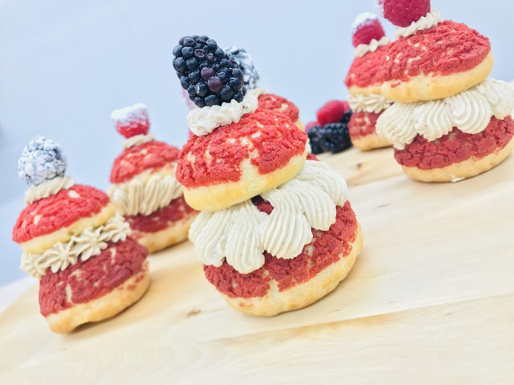 Sweet’Tart Cakes and Cupcakes | 15 Bushcroft Trail, Brampton, ON L7A 2K9, Canada | Phone: (647) 569-4706