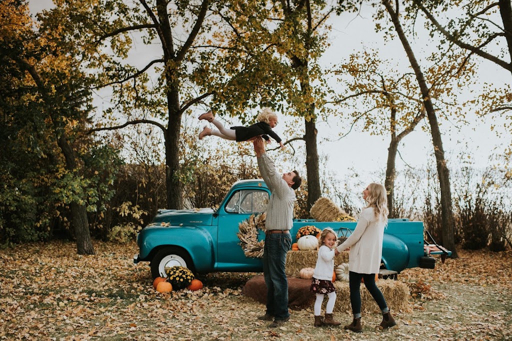 Miranda Weston Photography | 284087 Township Rd 223A, Rockyview, AB T1X 0J6, Canada | Phone: (403) 801-0158