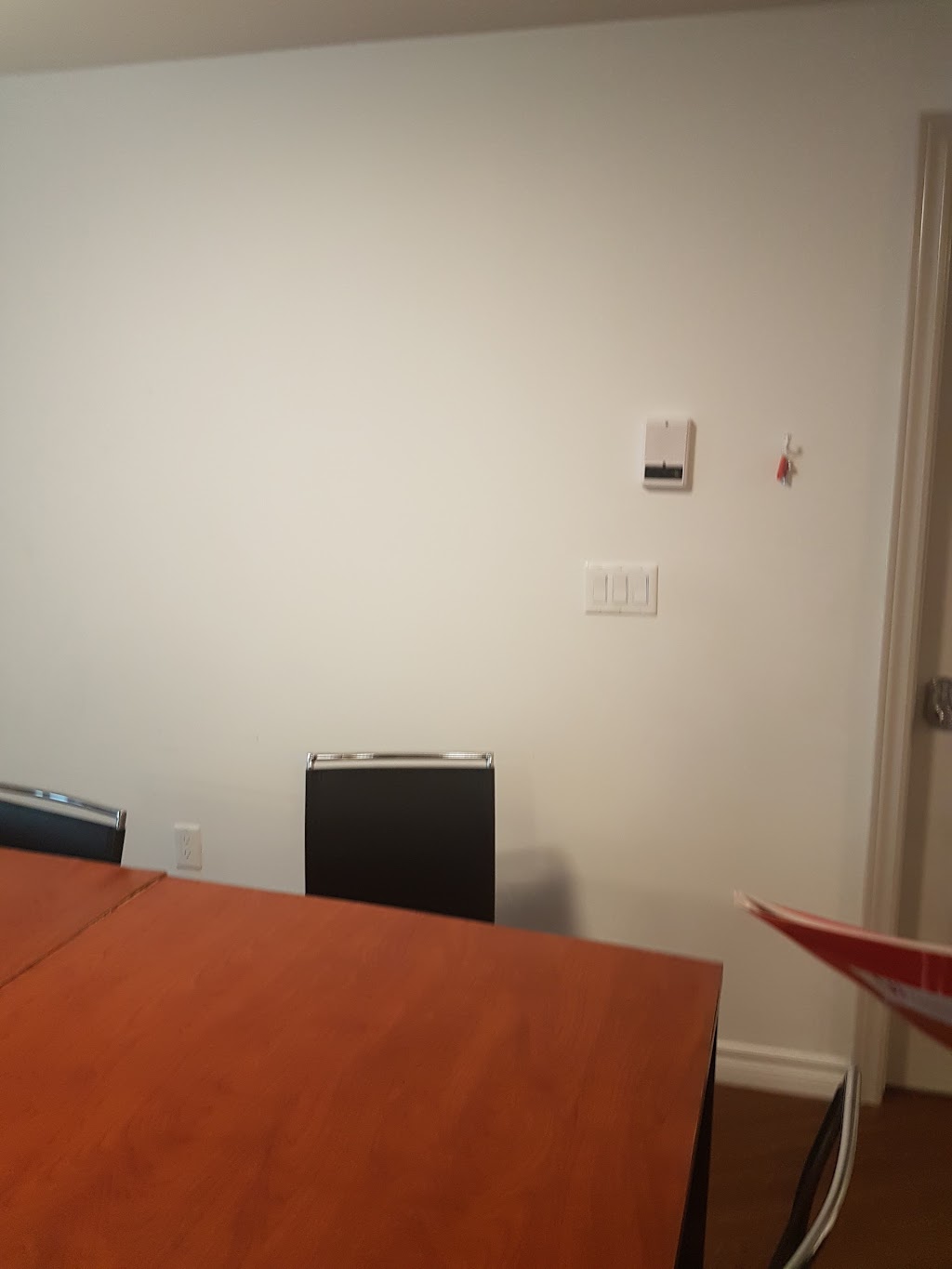 MainCline Residences 1100 | 1100 Main St W, Hamilton, ON L8S 1X1, Canada | Phone: (289) 201-1066
