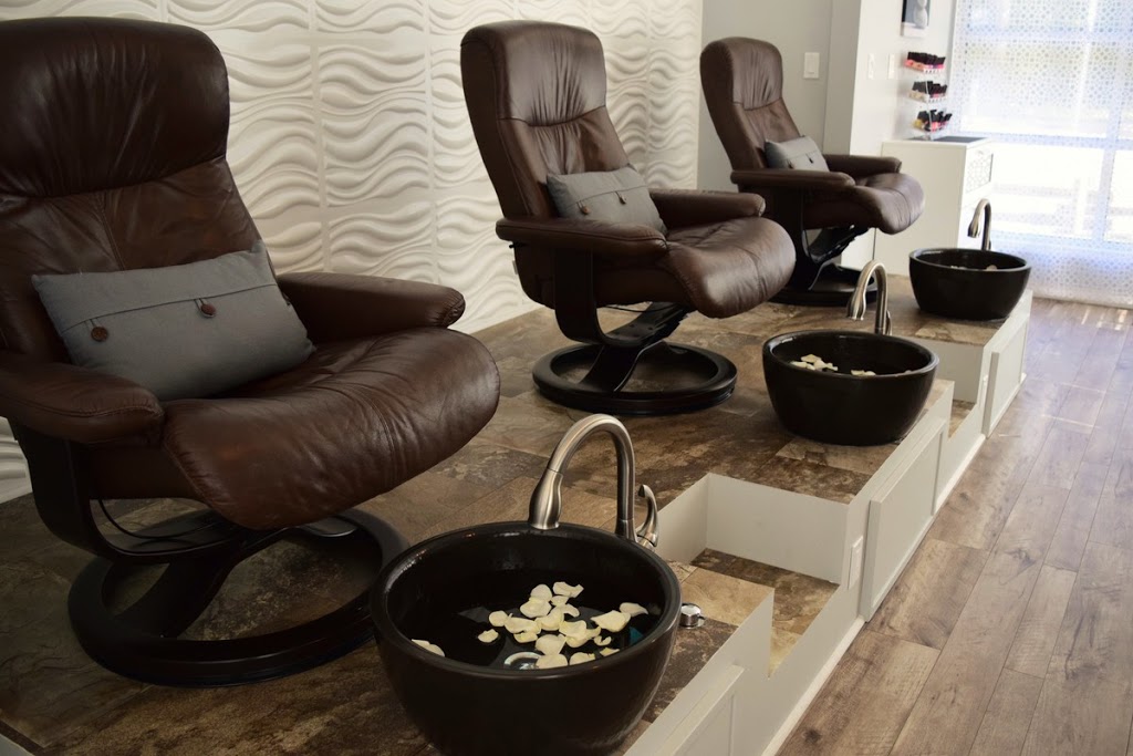 Tranquil Moments Salon and Day Spa | 1080 Resort Dr, Parksville, BC V9P 2E3, Canada | Phone: (250) 947-9887